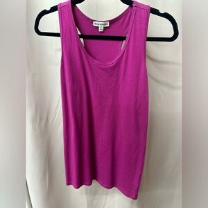 Sleeveless Scoop Neck Tank Top - Fuchsia Pink